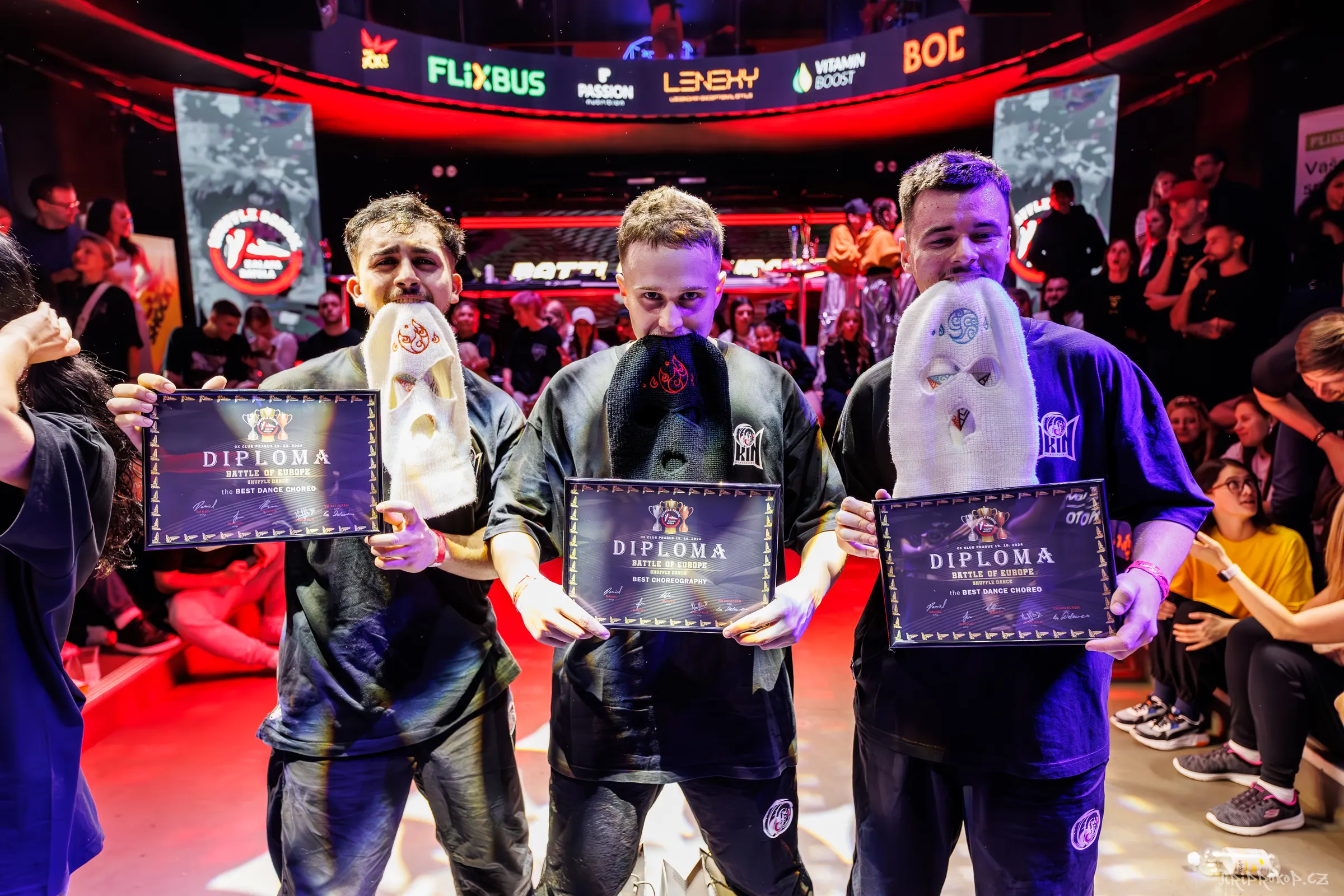 Niki and his crew holding the Battle of Europe choreography diplomas